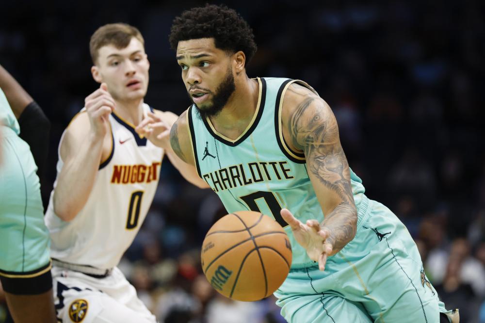 员们突破自 员们突破自