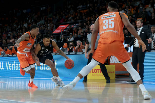 的方式隐忍 的方式隐忍